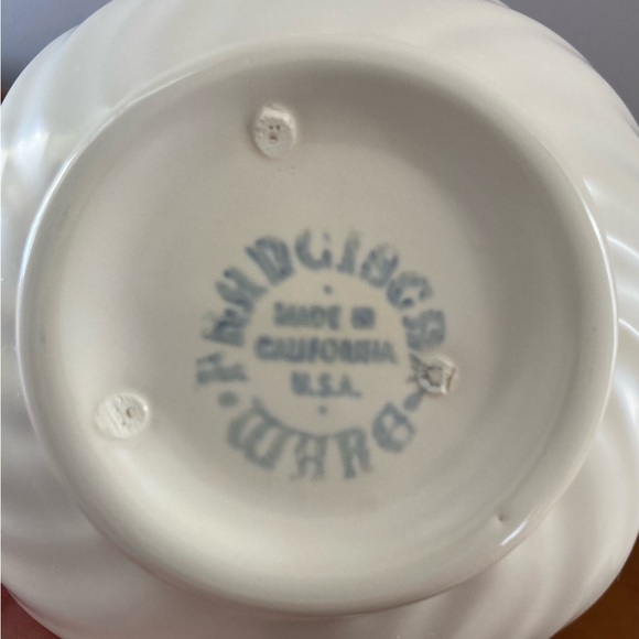 Vintage Franciscan Coranodo Off-White Matte Pottery Cream and Sugar Bowl Set - Picture 5 of 5